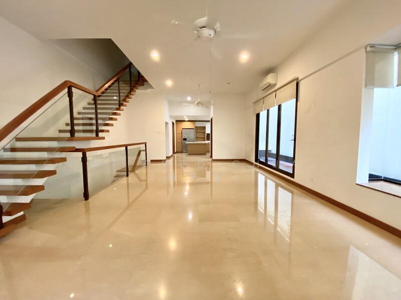 Bukit Timah / Lornie Cluster Bungalow 武吉知马路, Bukit Timah adam lornie, 5 Bedrooms, 4,600 sqft, Cluster House For Rent, by Wilfred Chua (蔡先生), 23403887 - PropertyGuru.com.sg