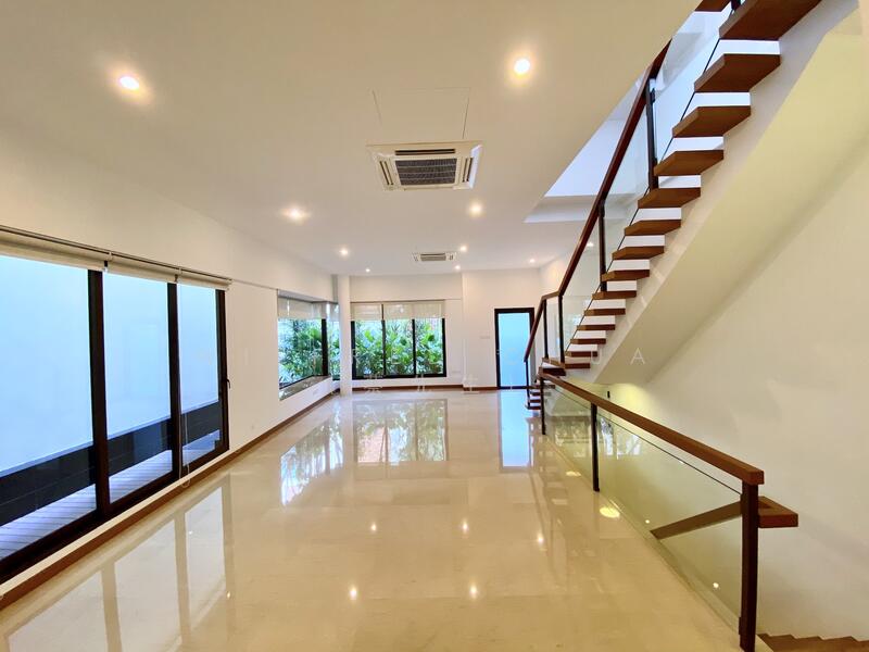 Bukit Timah / Lornie Cluster Bungalow 武吉知马路, Bukit Timah adam lornie, 5 Bedrooms, 4,600 sqft, Cluster House For Rent, by Wilfred Chua (蔡先生), 23403887 - PropertyGuru.com.sg
