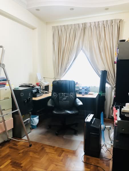 Hillview Green, 61 Hume Avenue, 4 Bedrooms, 1,711 sqft, Condominium For Rent, by Desmond Low, 23403947 - PropertyGuru.com.sg