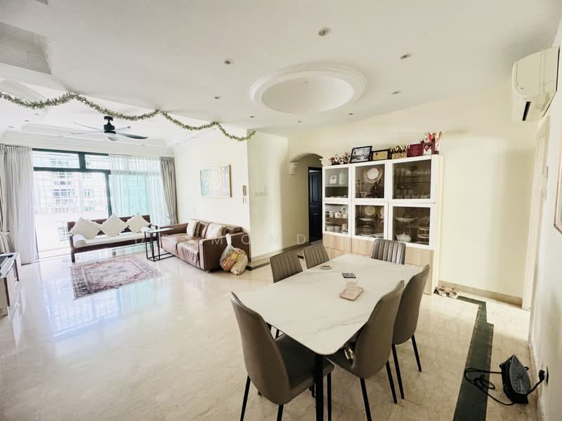 Hillview Green, 61 Hume Avenue, 4 Bedrooms, 1,722 sqft, Condominium For Rent, by Desmond Low, 23403947 - PropertyGuru.com.sg