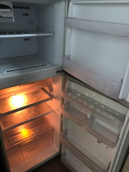 Woodsvale, 11 Woodlands Drive 72, 3 Bedrooms, 1,227 sqft, Condominium For Rent, by Tony Kwek, 23409834 - PropertyGuru.com.sg