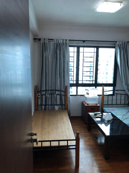 Woodsvale, 11 Woodlands Drive 72, 3 Bedrooms, 1,227 sqft, Condominium For Rent, by Tony Kwek, 23409834 - PropertyGuru.com.sg