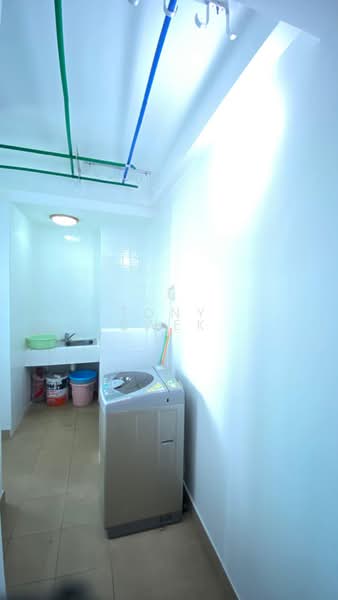 Woodsvale, 11 Woodlands Drive 72, 3 Bedrooms, 1,227 sqft, Condominium For Rent, by Tony Kwek, 23409834 - PropertyGuru.com.sg