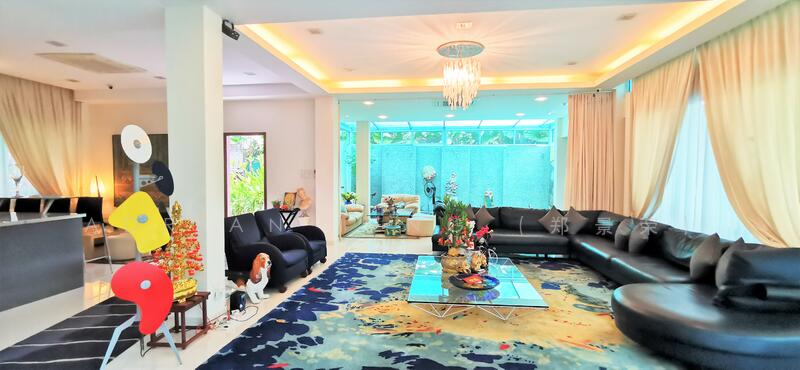 For Sale - ⭐❤️Rare Bungalow along Grange Road, Freehold, walk to future Orchard Boulevard Mrt.⭐❤️