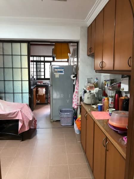 2 Teck Whye Avenue, 2 Teck Whye Avenue, 2 Bedrooms, 797 sqft, HDB Flat For Rent, by Catherine Ho Mei Yoke, 23416775 - Front kitchen - PropertyGuru.com.sg