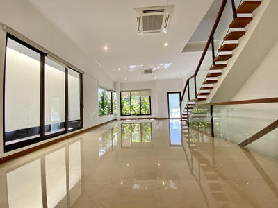 For Rent - Lornie 18