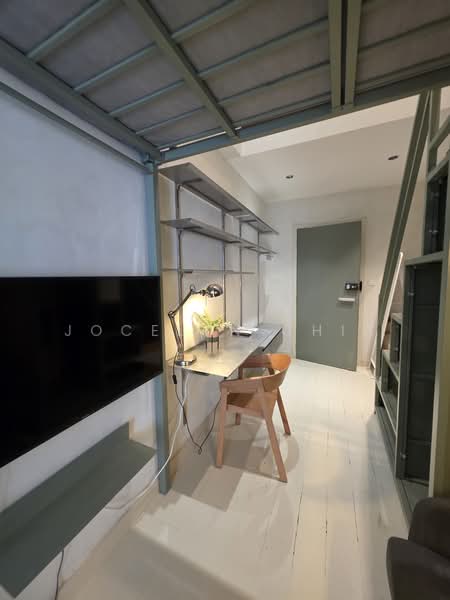 For Rent - circular road studio