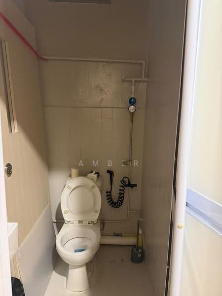 202 Ang Mo Kio Avenue 3, Ang Mo Kio Avenue 3, Ang Mo Kio / Bishan / Thomson, 1,431 sqft, Shop / Shophouse For Sale, by Amber Oh 胡晓薇, 23417747 - Bathroom - CommercialGuru.com.sg