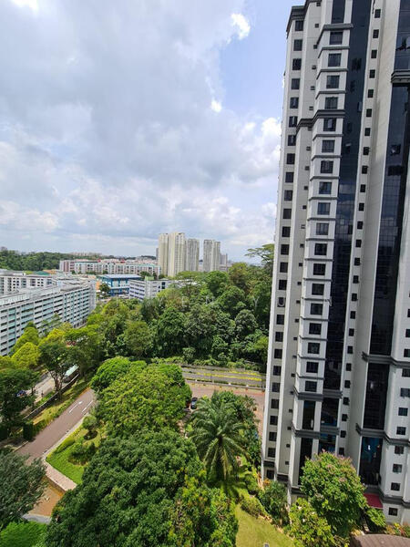Regent Heights, 52 Bukit Batok East Avenue 5, Dairy Farm / Bukit Panjang / Choa Chu Kang, 3 Bedrooms, 1,163 sqft, Condominium For Rent, by Lui Yen Yuin, 23417959 - PropertyGuru.com.sg