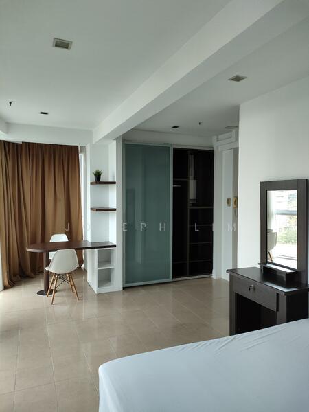 For Rent - Mackenzie Regency