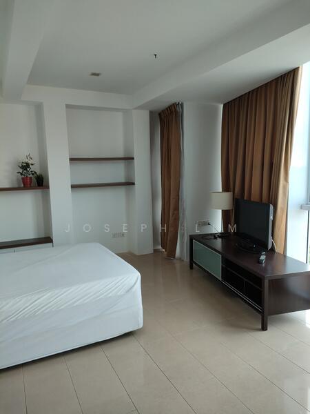 For Rent - Mackenzie Regency