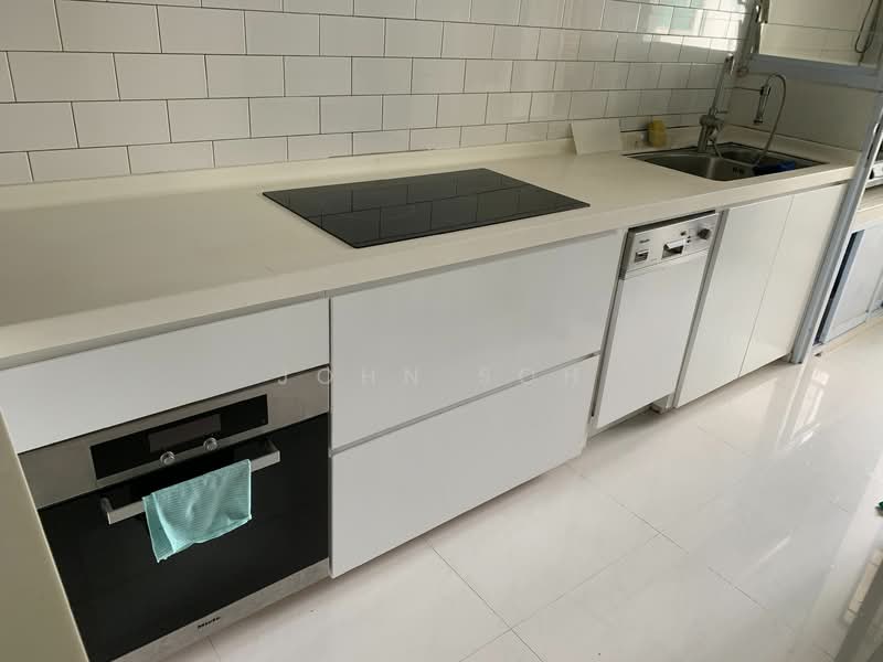 Hillbrooks, 88 Hillview Avenue, 3 Bedrooms, 1,060 sqft, Condominium For Sale, by John Soh, 23418658 - PropertyGuru.com.sg