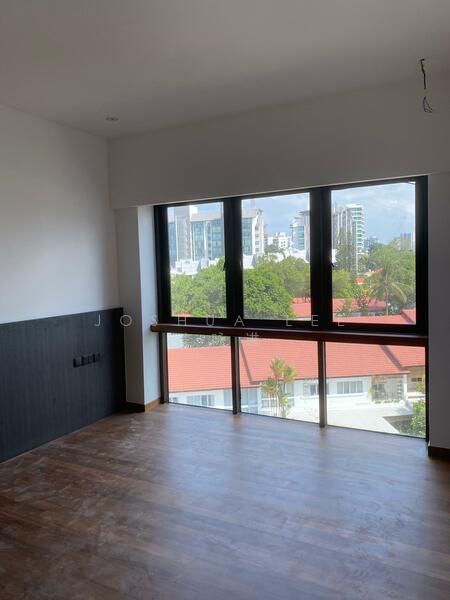 Air-Con Master Room - Pic 2