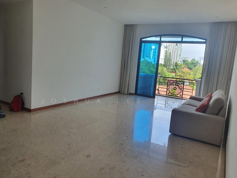 Living Room Pic 1 (View from Main Entrance)