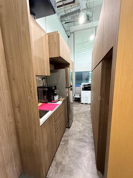 Oxley Tower, 138 Robinson Road, 969 sqft, Office For Rent, by Peter Chiu, 23423478 - CommercialGuru.com.sg