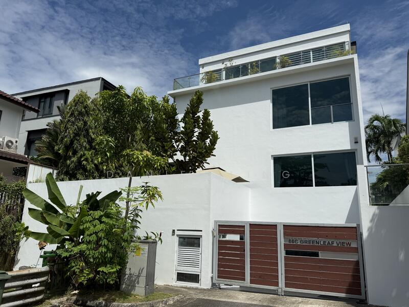 For Sale - Greenleaf Modern Detached Lift & Pool. Car Porch for 6 Cars. 1km HPPS