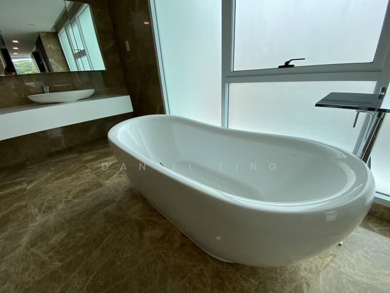 Modern Detached Pool & Lift. 1km HPPS, Holland Grove/Greenleaf/, 5 Bedrooms, 8,400 sqft, Detached House For Sale, by Daniel Ling, 23424040 - PropertyGuru.com.sg