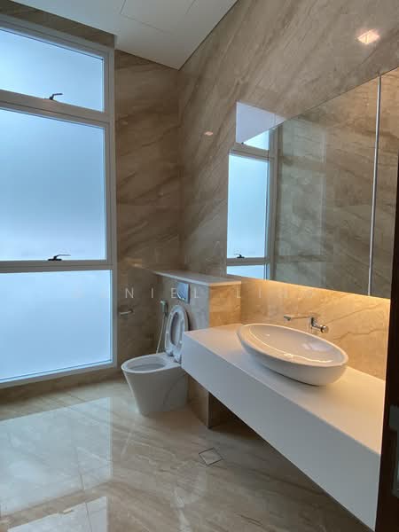 Modern Detached Pool & Lift. 1km HPPS, Holland Grove/Greenleaf/, 5 Bedrooms, 8,400 sqft, Detached House For Sale, by Daniel Ling, 23424040 - PropertyGuru.com.sg
