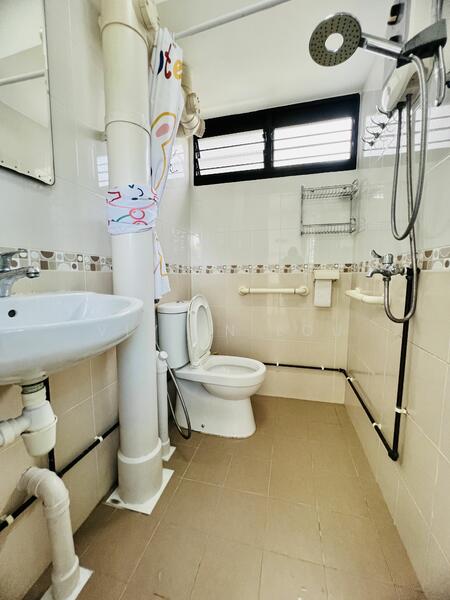 364 Clementi Avenue 2, 364 Clementi Avenue 2, 2 Bedrooms, 883 sqft, HDB Flat For Rent, by Vivien Lou, 23424210 - PropertyGuru.com.sg