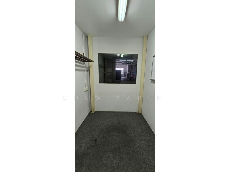 Wcega Plaza, 1 Bukit Batok Crescent, Dairy Farm / Bukit Panjang / Choa Chu Kang, 2,400 sqft, Light Industrial (B1) For Rent, by Chew Karin, 23426520 - CommercialGuru.com.sg