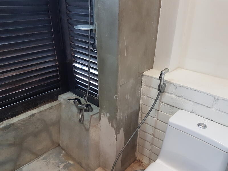 Studio Walkup Apartment near Lavender & Farrer Park MRT for rent, Horne Road, 1 Bedroom, 500 sqft, Shophouse For Rent, by Sam Chin, 23427044 - PropertyGuru.com.sg