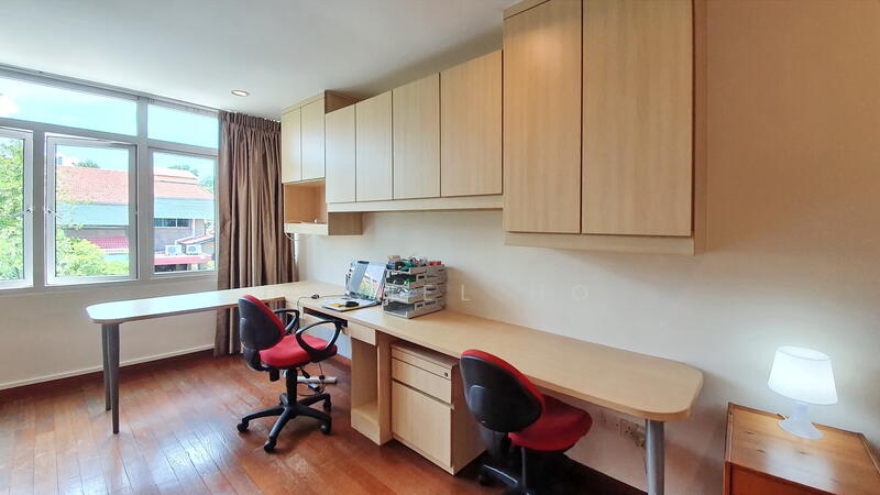 For Rent - Clementi area. Faber Drive. Large and comfortable room.