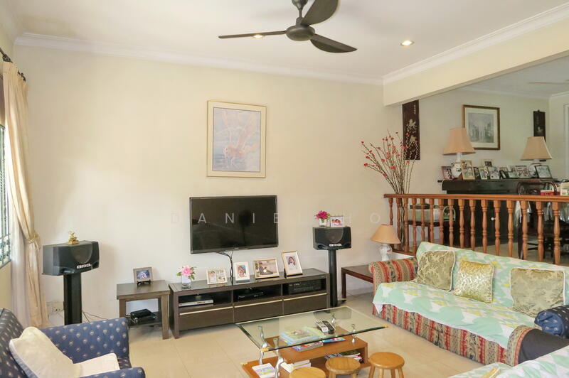 For Rent - Clementi area. Faber Drive. Large and comfortable room.