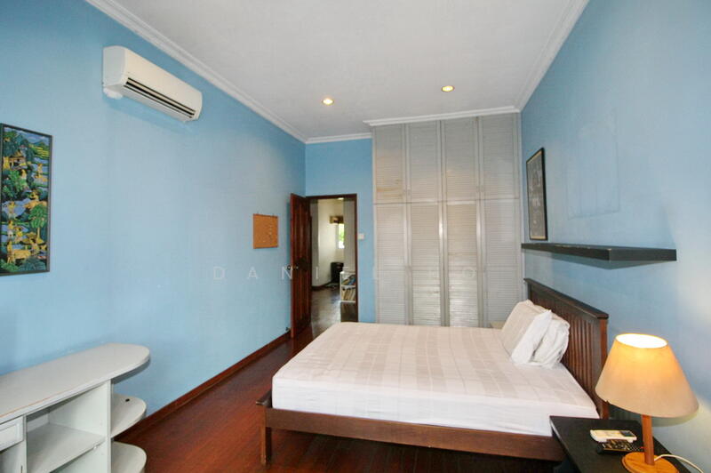 For Rent - Clementi area. Faber Drive. Large and comfortable room.