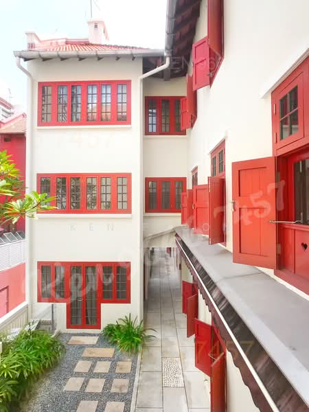 CHINATOWN - DUPLEX LOFT - FEEL IT, LOVE IT !!, Chinatown, Temple Street, Mosque Street, 2 Bedrooms, 1,440 sqft, Conservation House For Rent, by Ken Phoon, 23434412 - PropertyGuru.com.sg