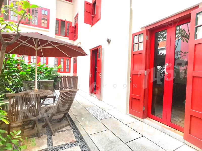 CHINATOWN - DUPLEX LOFT - FEEL IT, LOVE IT !!, Chinatown, Temple Street, Mosque Street, 2 Bedrooms, 1,440 sqft, Conservation House For Rent, by Ken Phoon, 23434412 - PropertyGuru.com.sg