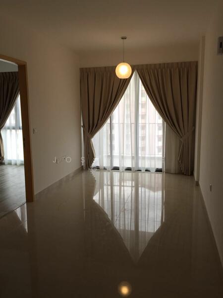 La Fiesta, 60 Sengkang Square, Hougang / Punggol / Sengkang, 1 Bedroom, 452 sqft, Condominium For Rent, by Josephine Gan, 23435125 - Nice Living Room Furnished with Curtain - PropertyGuru.com.sg
