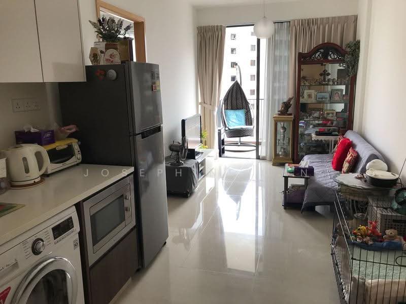 La Fiesta, 60 Sengkang Square, Hougang / Punggol / Sengkang, 1 Bedroom, 452 sqft, Condominium For Rent, by Josephine Gan, 23435125 - Partial Furnsihed - PropertyGuru.com.sg