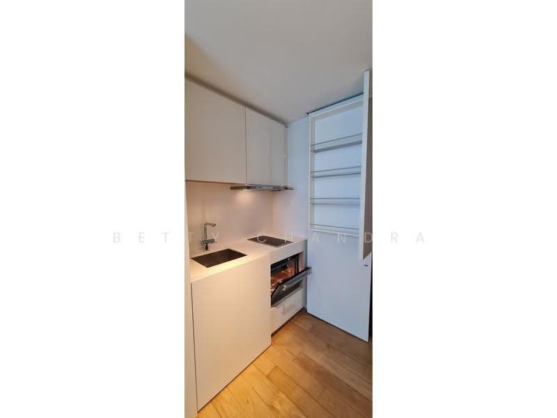 Skysuites @ Anson, 8 Enggor Street, Chinatown / Tanjong Pagar, 2 Bedrooms, 667 sqft, Condominium For Rent, by Betty Chandra, 23438019 - 2 burner hob and over - PropertyGuru.com.sg