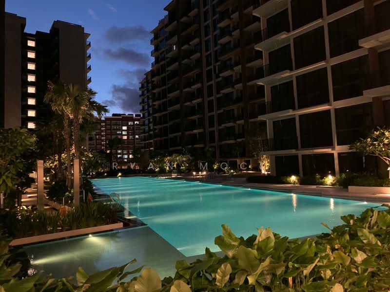 Le Quest, 10 Bukit Batok Street 41, 1 Bedroom, 495 sqft, Condominium For Rent, by Ryan Mock, 23440726 - Pool - PropertyGuru.com.sg