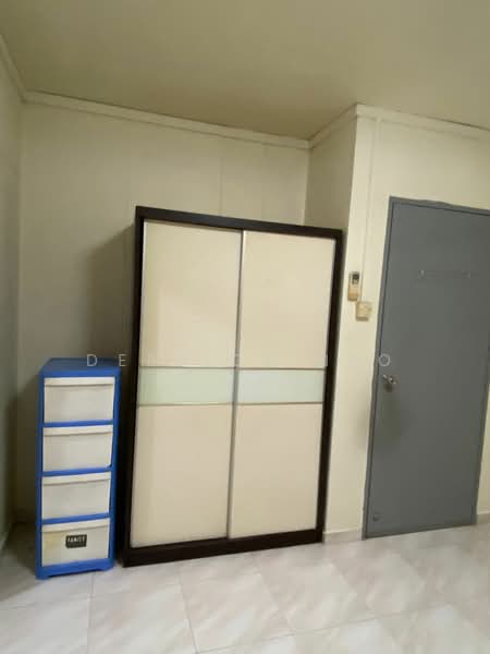 337 Sembawang Crescent, 337 Sembawang Crescent, Room Rental, 100 sqft, HDB Flat For Rent, by Derrick Neo, 23441041 - PropertyGuru.com.sg