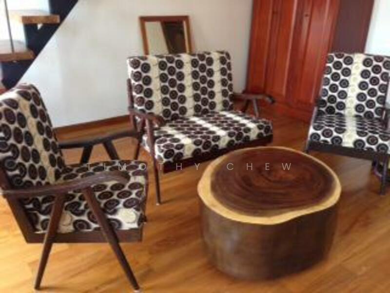 For Rent - Race Course Road Loft Studio Apartment