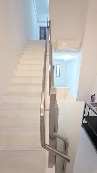 #1 Loft, 1 Lorong 24 Geylang, 2 Bedrooms, 560 sqft, Apartment For Rent, by Theresa Nguyen, 23446613 - PropertyGuru.com.sg