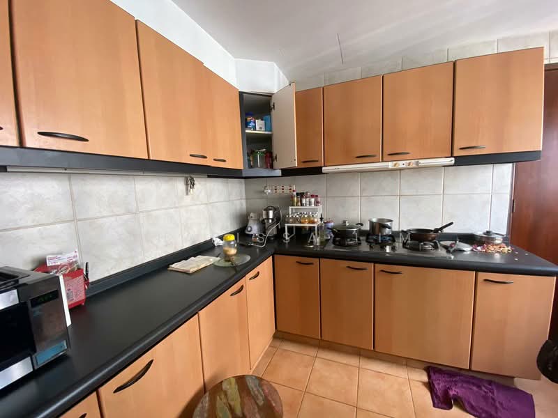 UE Square, 207 River Valley Road, 3 Bedrooms, 1,528 sqft, Condominium For Rent, by Charissa Lim, 23448044 - PropertyGuru.com.sg