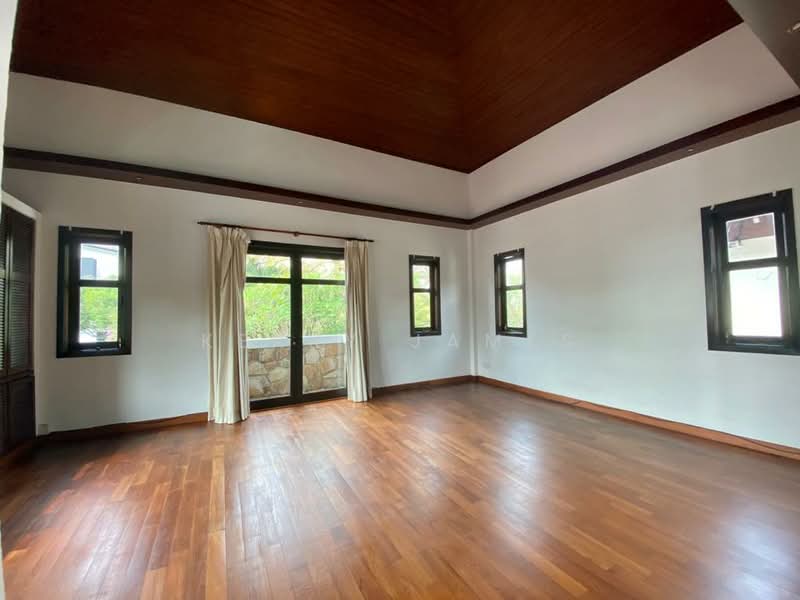 Sunset Heights Bungalow, Sunset Heights, 6 Bedrooms, 6,000 sqft, Bungalow House For Rent, by Kerry James, 23448828 - PropertyGuru.com.sg