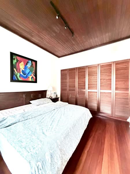 Sunset Heights Bungalow, Sunset Heights, 6 Bedrooms, 6,000 sqft, Bungalow House For Rent, by Kerry James, 23448828 - PropertyGuru.com.sg
