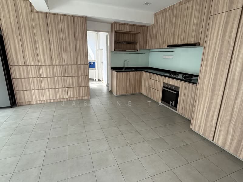 Thomson Grove, 586 Yio Chu Kang Road, 4 Bedrooms, 2,896 sqft, Condominium For Rent, by Jasmine Tan, 23448979 - Kitchen - PropertyGuru.com.sg