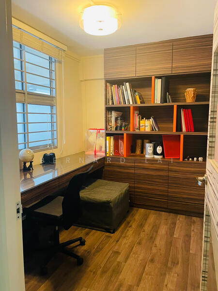 13 Holland Drive, 13 Holland Drive, 2 Bedrooms, 700 sqft, HDB Flat For Rent, by Bernard Lai, 23449328 - PropertyGuru.com.sg