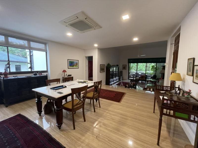 Astrid Meadows, 38 Coronation Road West, Tanglin / Holland / Bukit Timah, 3 Bedrooms, 2,045 sqft, Condominium For Rent, by Karen Tan, 23450437 - PropertyGuru.com.sg