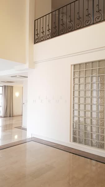 Leonie Condotel, 2 Leonie Hill Road, 4 Bedrooms, 4,843 sqft, Condominium For Rent, by Ella Sherman, 23450644 - PropertyGuru.com.sg