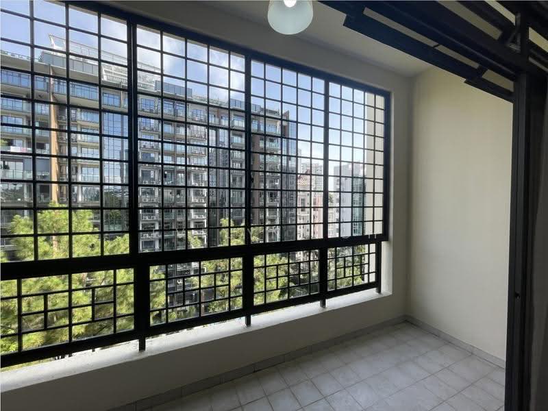 Pinewood Gardens, 23 Balmoral Park, Tanglin / Holland / Bukit Timah, 3 Bedrooms, 1,259 sqft, Condominium For Rent, by Evelyn Loh, 23450931 - PropertyGuru.com.sg