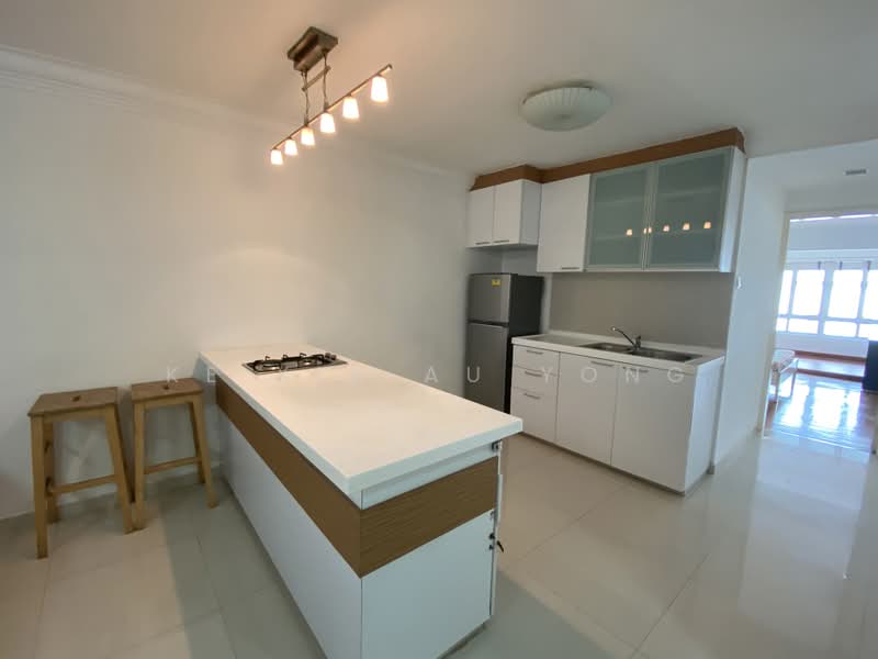 The Centrepoint, 176 Orchard Road, 2 Bedrooms, 1,173 sqft, Apartment For Rent, by Ke Xin Au Yong, 23452397 - PropertyGuru.com.sg