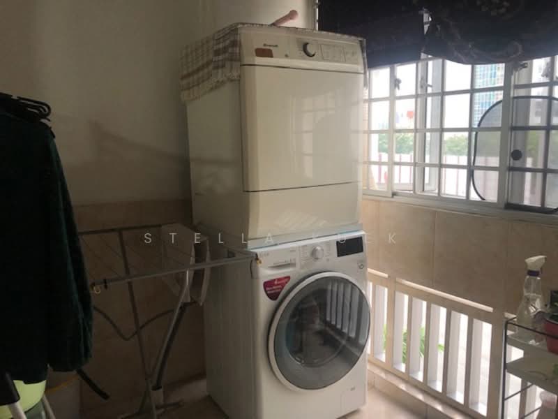 5 Boon Keng Road, 5 Boon Keng Road, Room Rental, 270 sqft, HDB Flat For Rent, by Stella Kuek, 23452902 - Yard With Washer & Dryer - PropertyGuru.com.sg