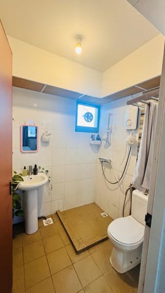 472A Fernvale Street, 472A Fernvale Street, 2 Bedrooms, 968 sqft, HDB Flat For Rent, by Saravanan (Van), 23453465 - PropertyGuru.com.sg