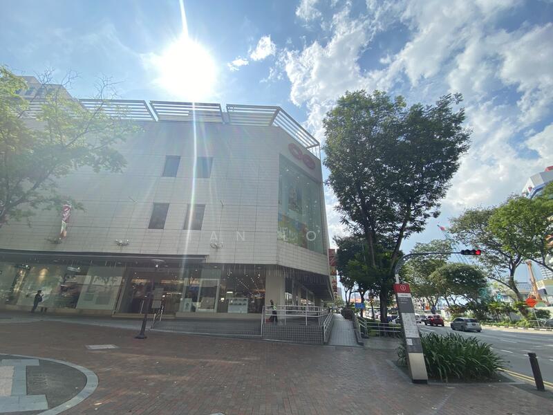 C.H.E.A.P! Freehold Office Next To 3 MRTs In D8. Big Floor Plate!, , 5,576 sqft, Office For Sale, by Ian Low, 23454414 - CommercialGuru.com.sg