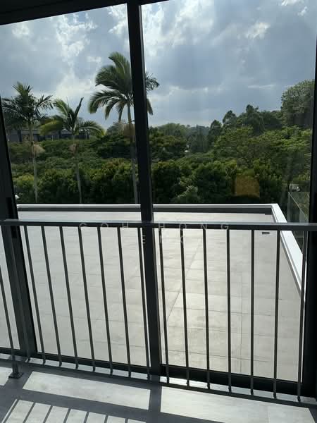 Sembawang hills estate, , 5 Bedrooms, 4,152 sqft, Terraced House For Rent, by Goh Hong Peng, 23454696 - PropertyGuru.com.sg